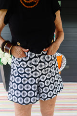 Holly Shorts - Scallop Black