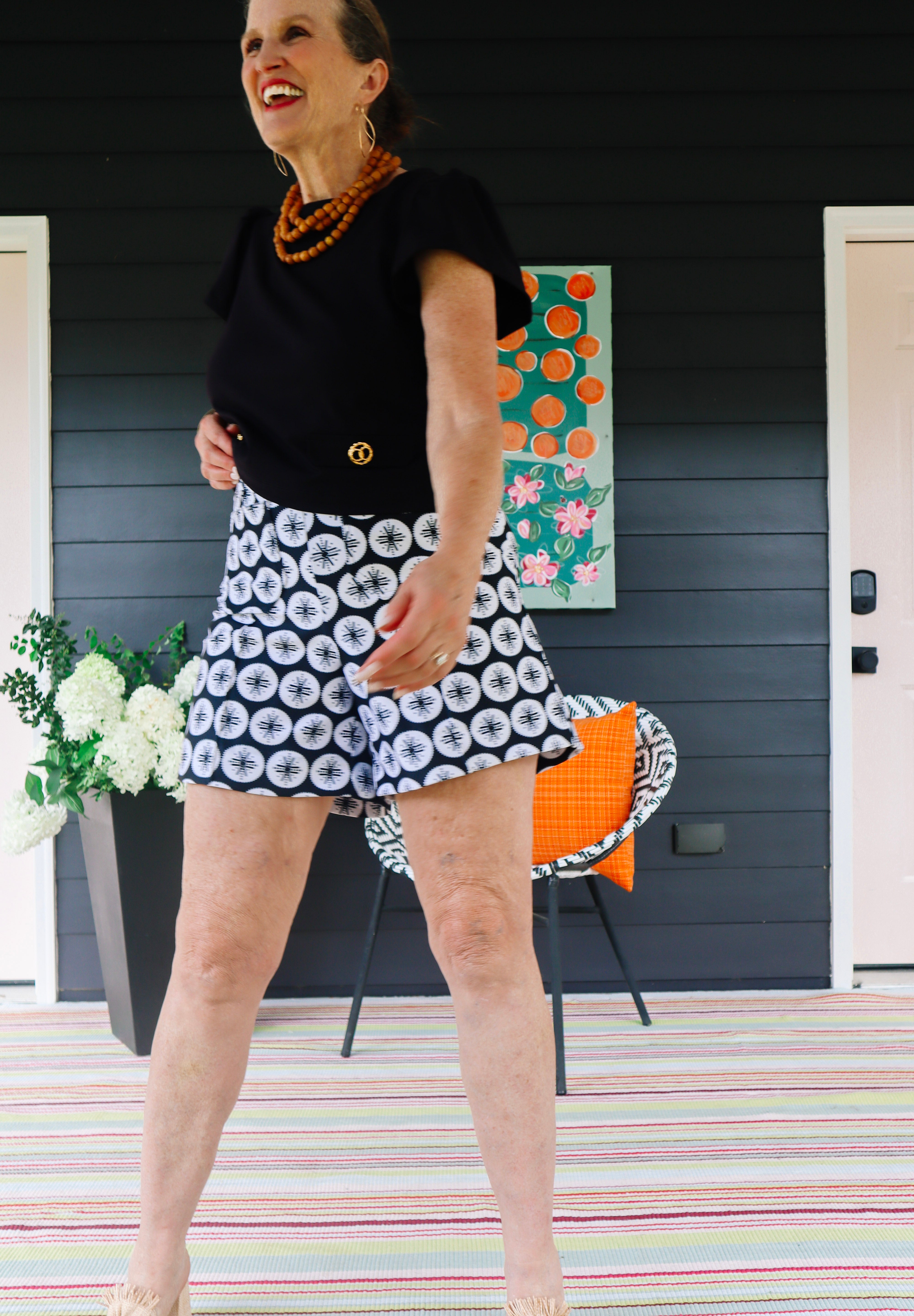 Holly Shorts - Scallop Black