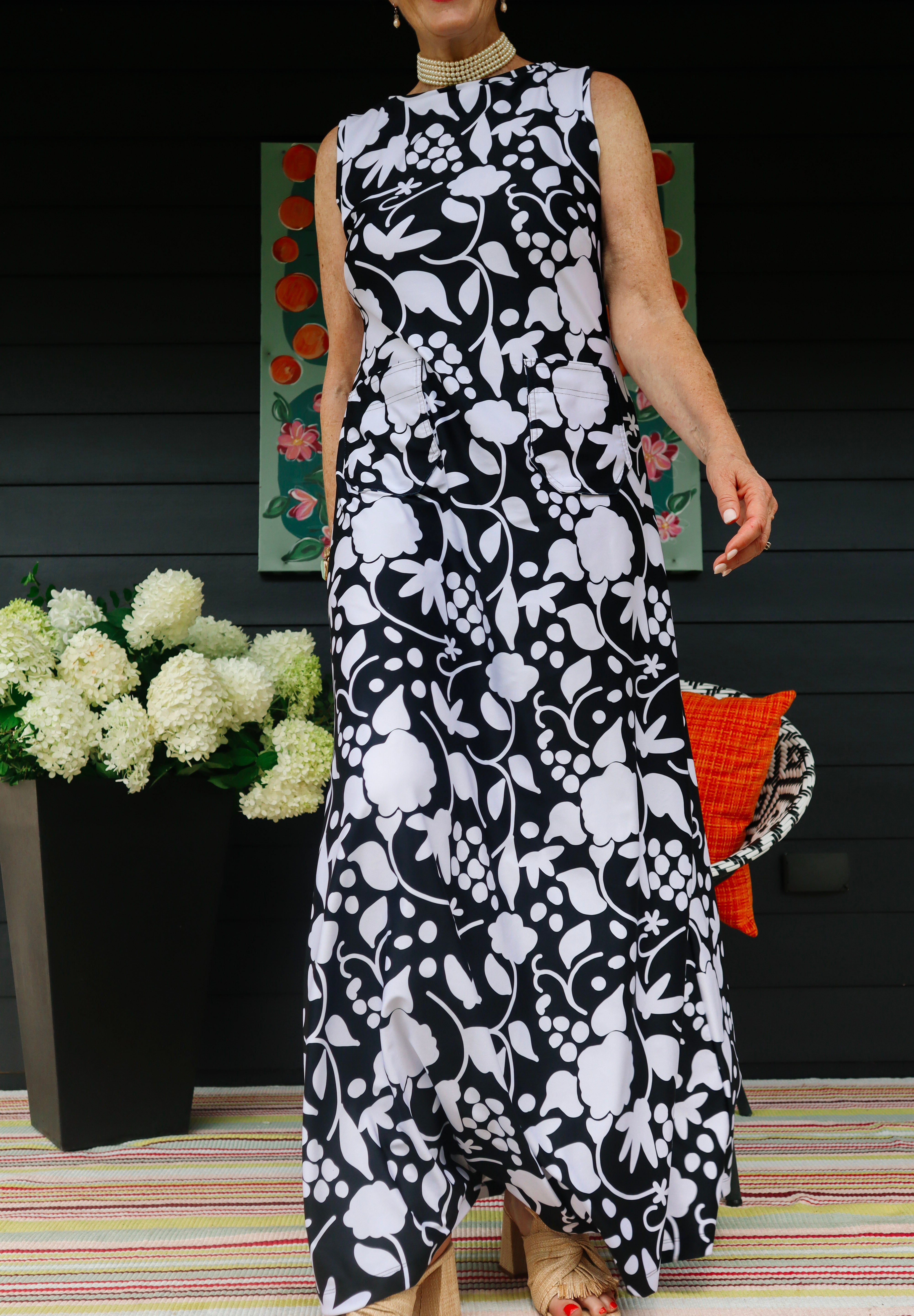 Holly Maxi Dress - Silhouette Flowers