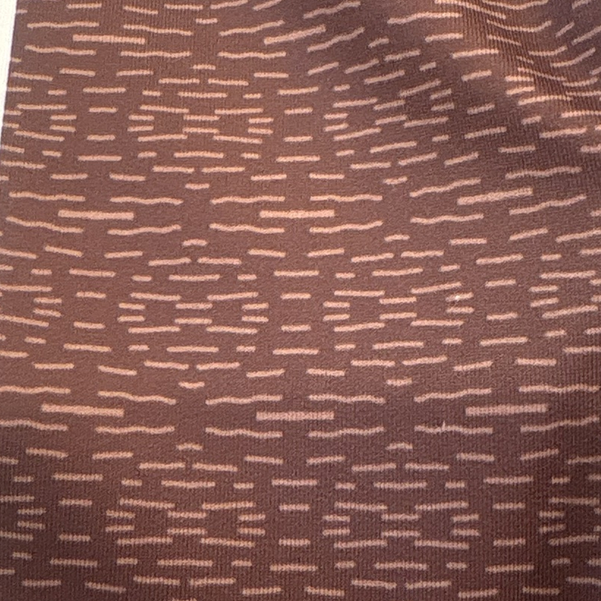 brown-broken-circle-swatch.png
